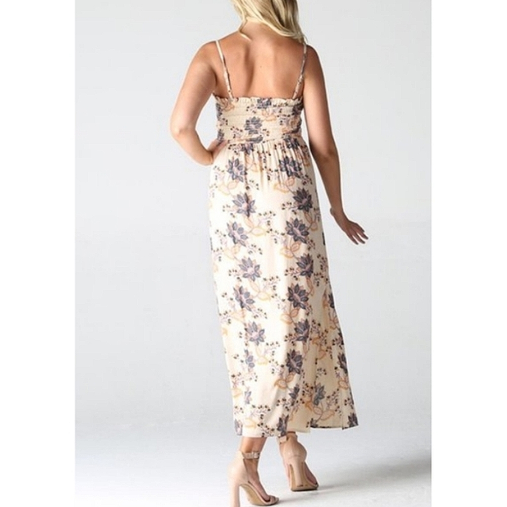 🆕🌿BOHO FLORAL MAXI DRESS🌿 - Picture 4 of 4